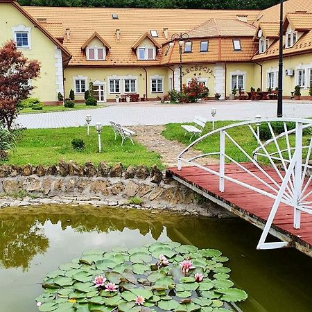Willa Park Ostrowiec Świętokrzyski Eksteriør bilde