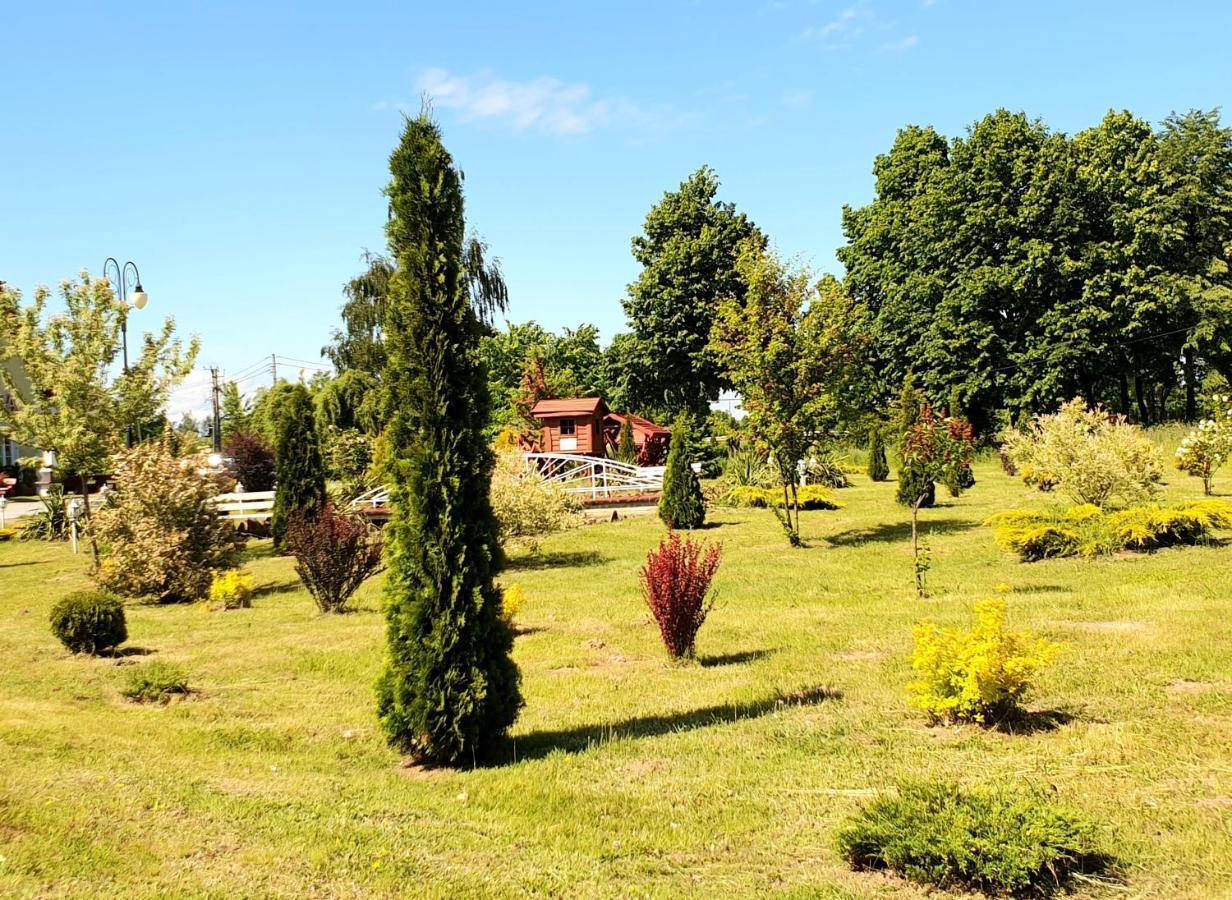 Willa Park Ostrowiec Świętokrzyski Eksteriør bilde